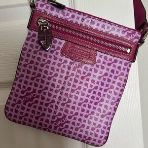 Coach Gramercy Op Art Swingpack